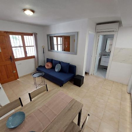 Apartament Casa Del Gato Rojo , Communal Swimming Pool , Terrace With Barbecue Torrevieja Buitenkant foto