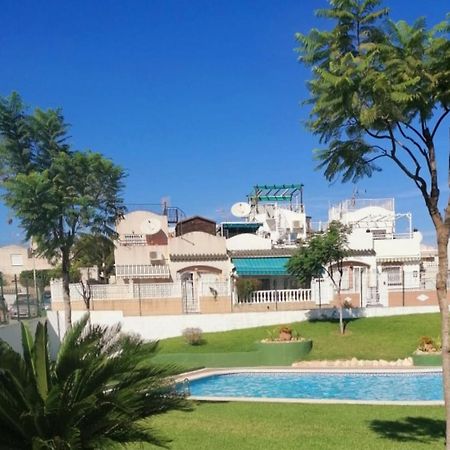 Apartament Casa Del Gato Rojo , Communal Swimming Pool , Terrace With Barbecue Torrevieja Buitenkant foto