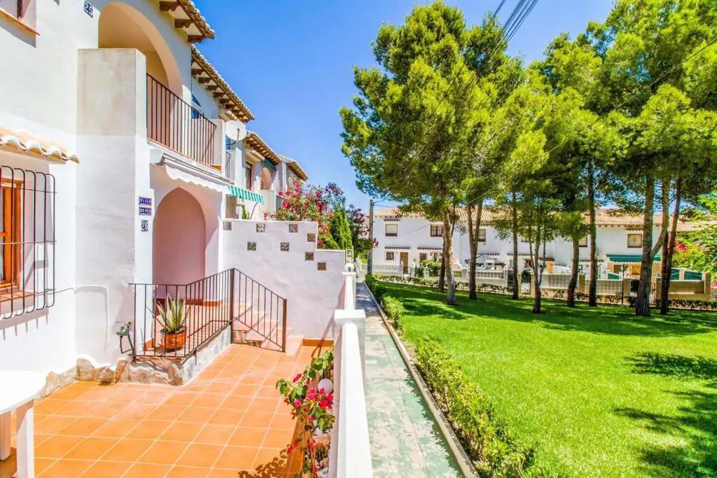Apartament Casa Del Gato Rojo , Communal Swimming Pool , Terrace With Barbecue Torrevieja Buitenkant foto