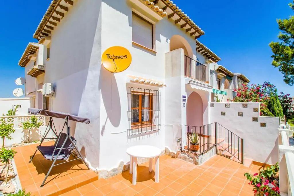 Apartament Casa Del Gato Rojo , Communal Swimming Pool , Terrace With Barbecue Torrevieja Buitenkant foto