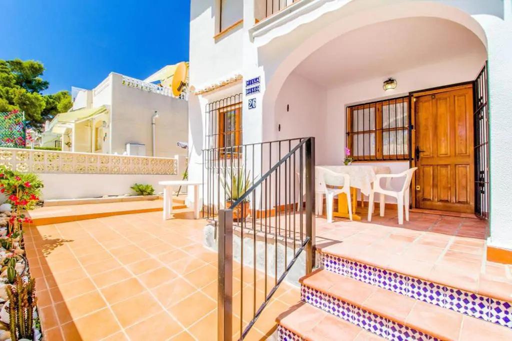 Apartament Casa Del Gato Rojo , Communal Swimming Pool , Terrace With Barbecue Torrevieja Buitenkant foto
